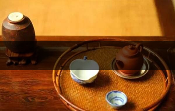 身體有哪些信號(hào)時(shí)應(yīng)停止飲茶？-1