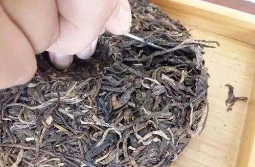 已經(jīng)打開的普洱茶餅應如何更好地存放，短期和長期的方法都教給你?