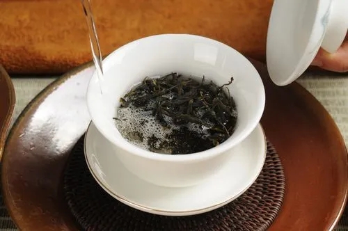 普洱茶怎么泡？原來(lái)熟茶和生茶泡法不一樣，浪費(fèi)了多少茶葉