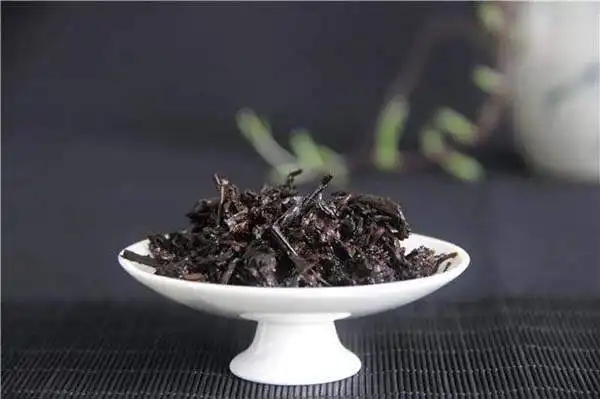 判斷普洱茶是不是好料，只看一個(gè)地方！
